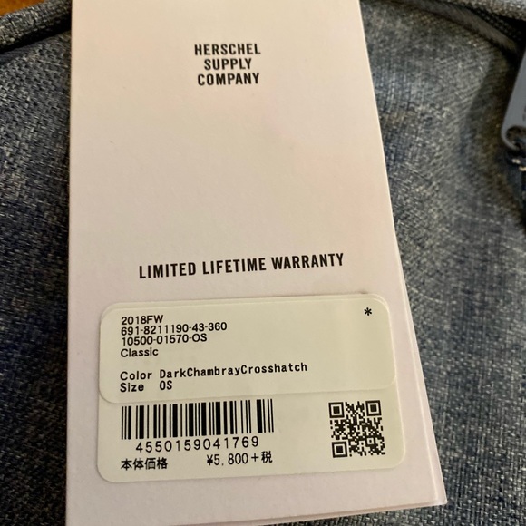 Herschel Classic Backpack in Dark Chambray Crosshatch - Picture 10 of 11